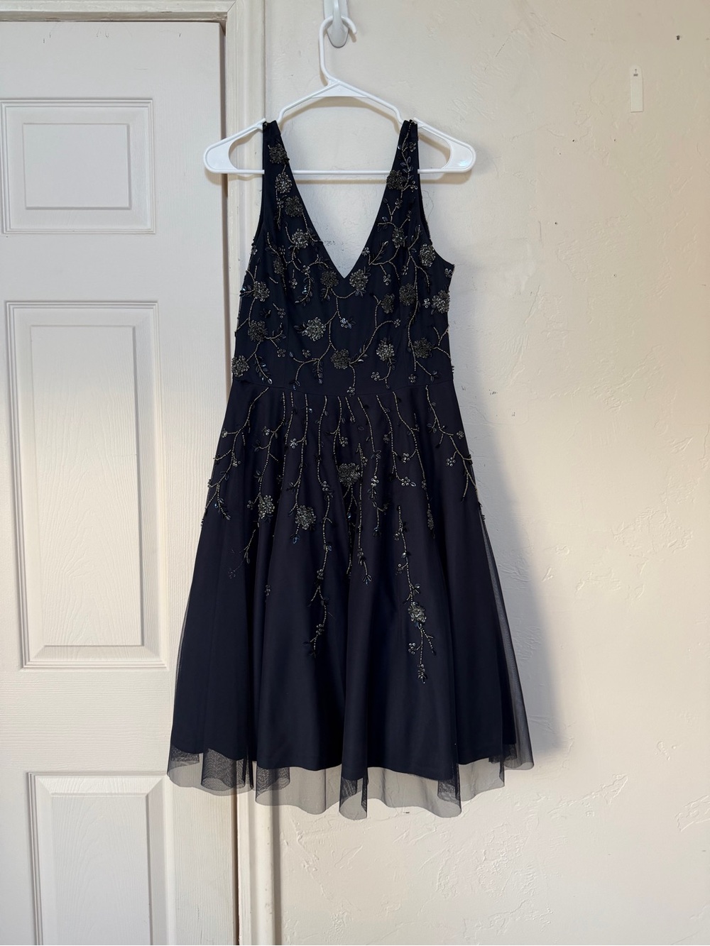 NWTs Adrianna Papell Navy Beaded Evening Formal Homecoming Dress